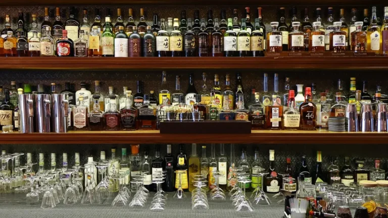 The Whisky Pantry – A guide to Collecting